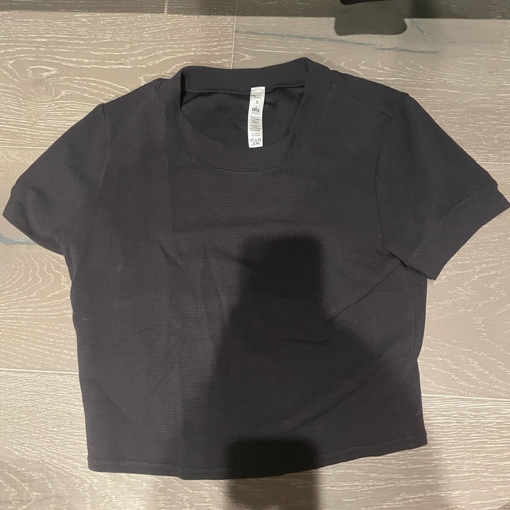 Alo top. Never worn!